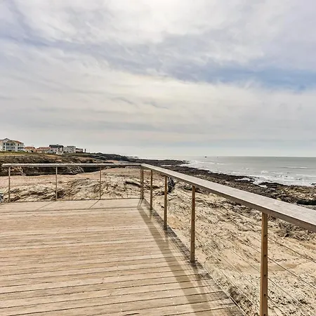 Chaleureux Avec Vue Sur La Corniche